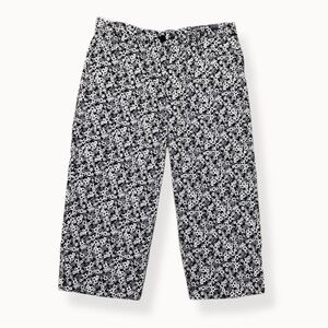 🆕 White Stag Printed Capris